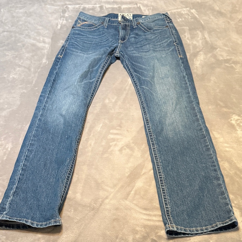 Ariat M7 33/34 Never Worn